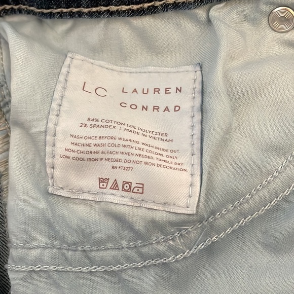 Lauren Conrad LC Sz 14 Skinny Capri Distressed Blue Jeans - Picture 4 of 8